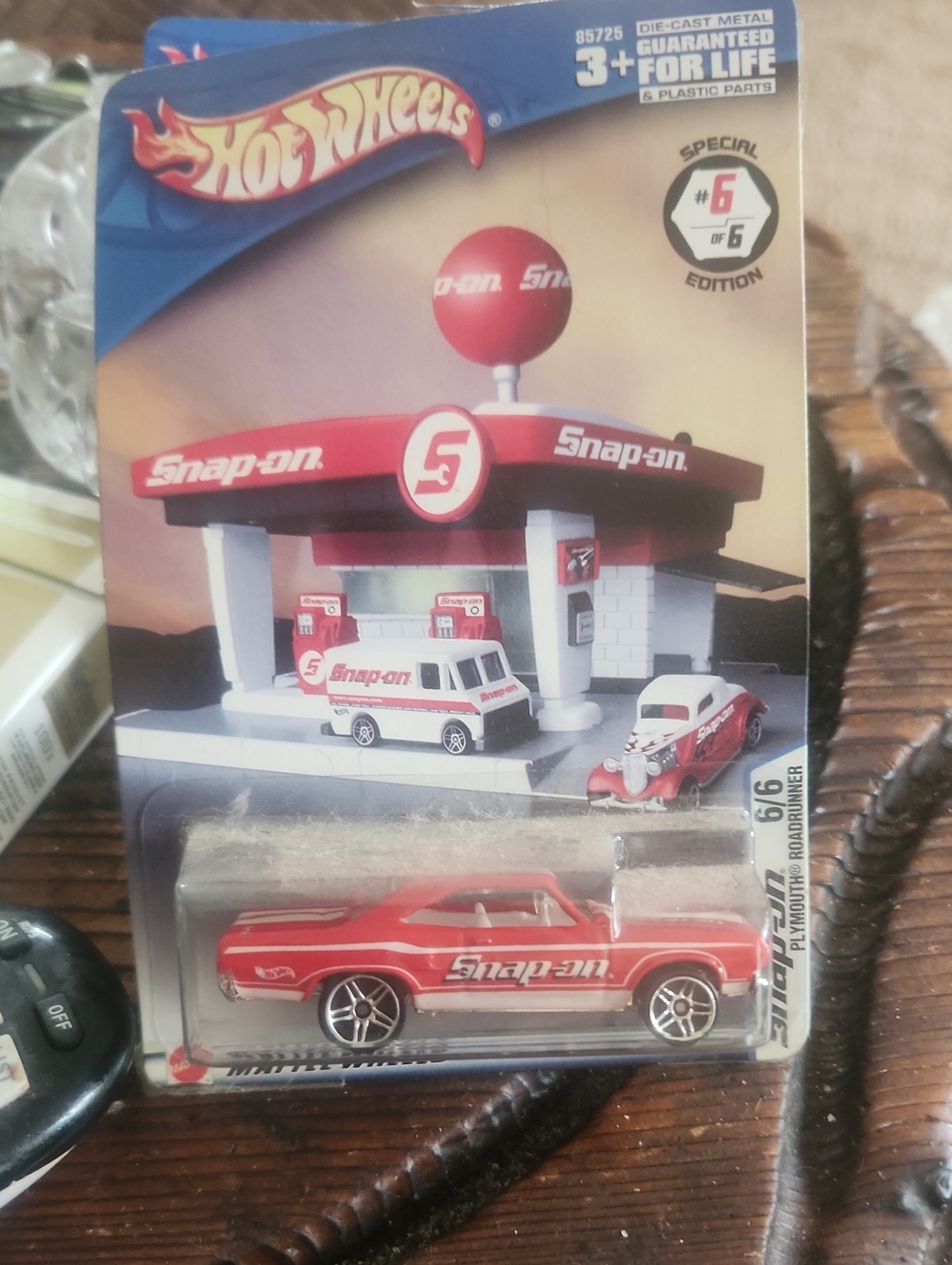 Hot Wheels Snap-on Red Die-Cast Toy Car Plymouth Roadrunner